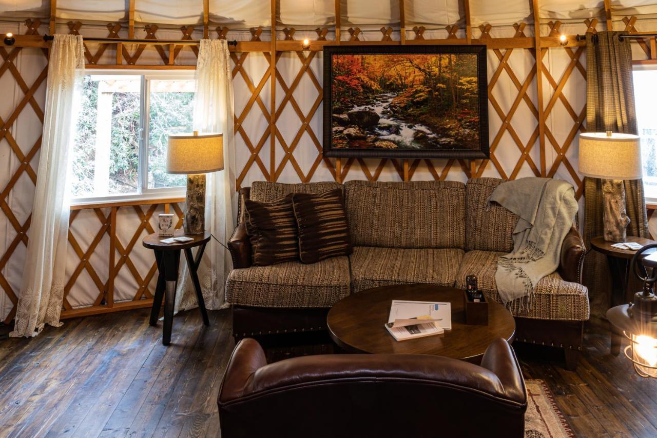 Staynantahala - Smoky Mountain Cabins And Luxury Yurts Aquone Zewnętrze zdjęcie